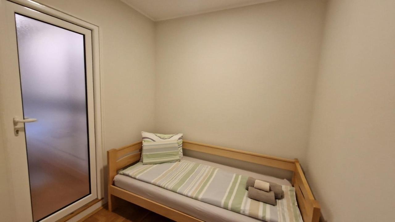Lux Apartman Ava Kikinda Exterior photo